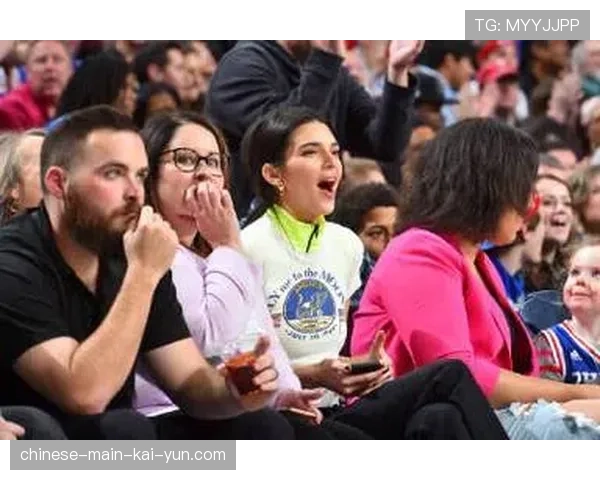 Kendall Wells第30轰飞出围墙,新生纪录追平历史时刻 Kendall Wells第30轰飞出围墙,新生纪录追平历史时刻